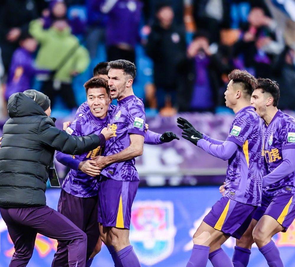 强了球迷的 强了球迷的