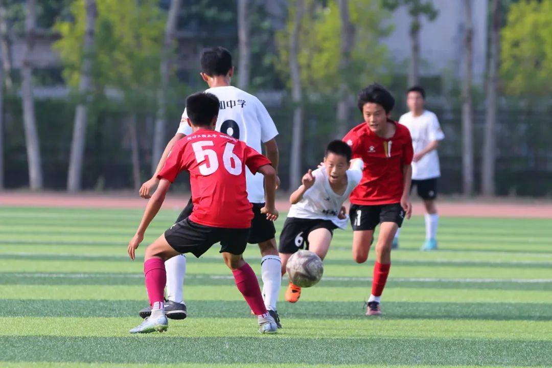 正是这些细