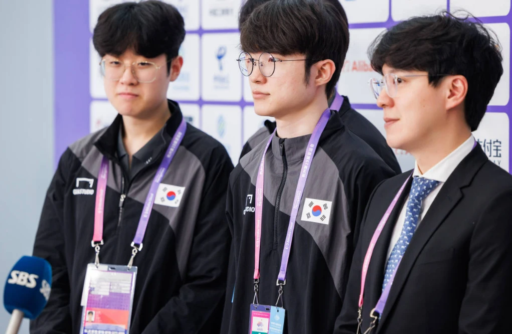 台上崭露头 台上崭露头