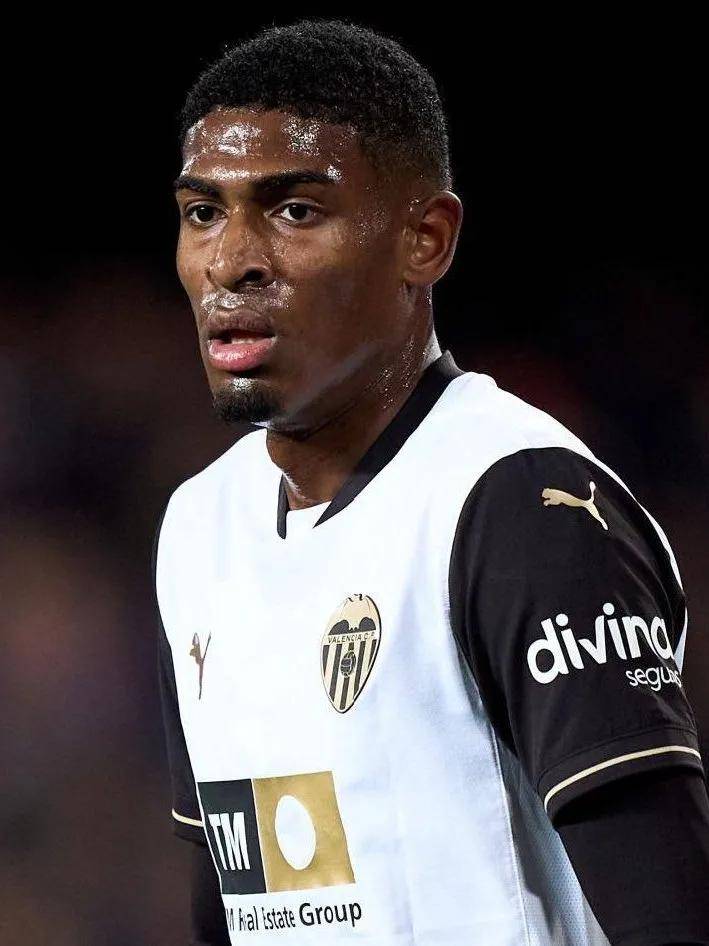 它要求选手 它要求选手