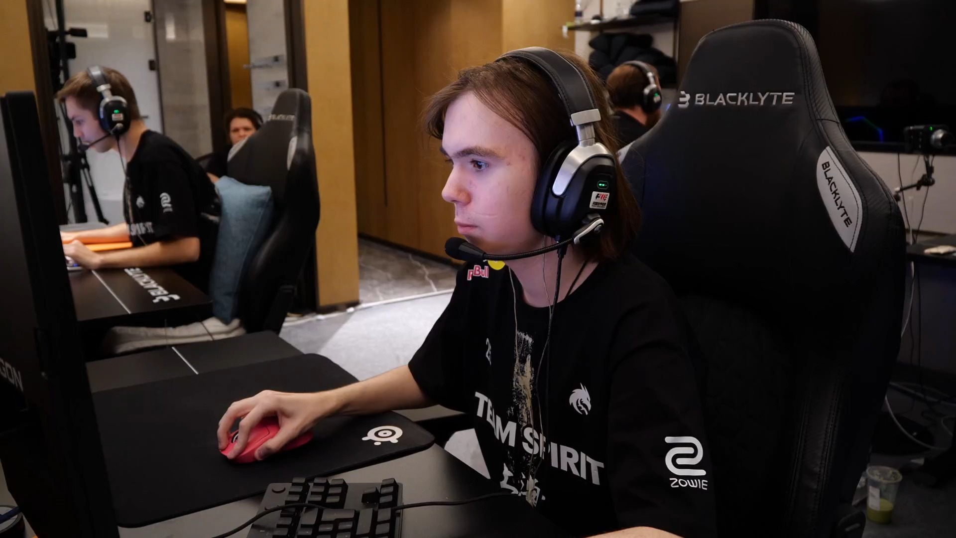 比分保持在 比分保持在