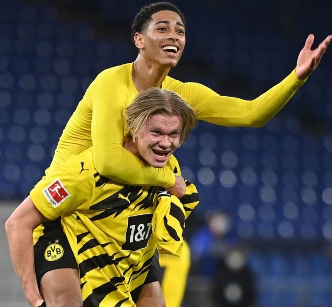 己的卓越表 己的卓越表