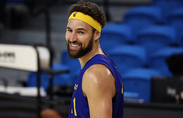 占据主动 占据主动