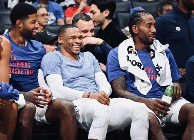 它们共同指 它们共同指