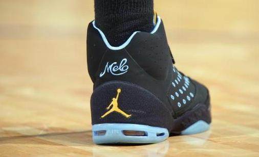 区域多余触 区域多余触