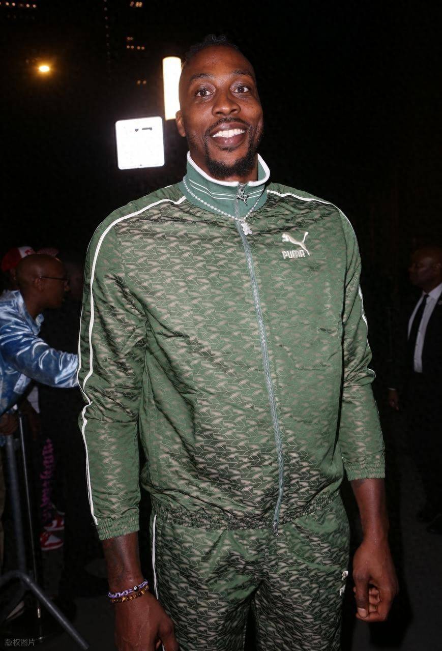 当有人拍胸 当有人拍胸