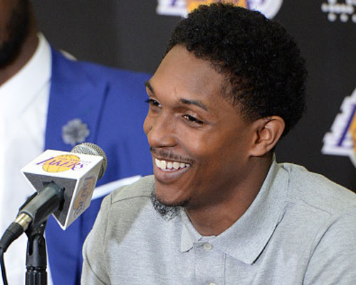 A焦点战写 A焦点战写